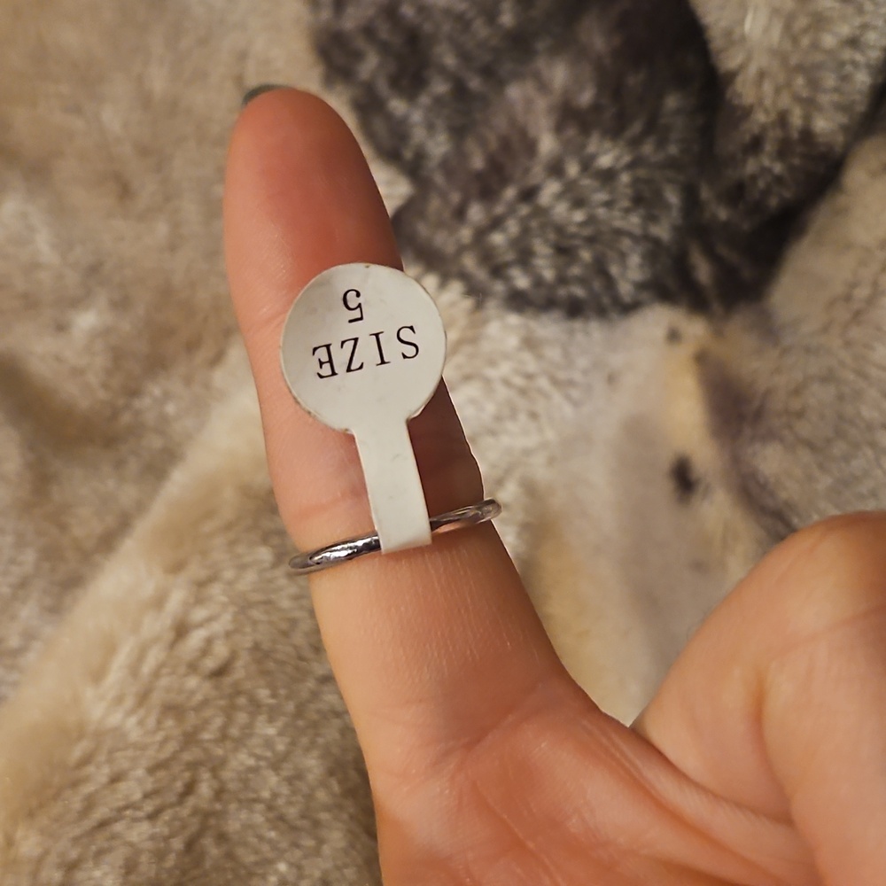 Crystal ring - Picture 2 of 2